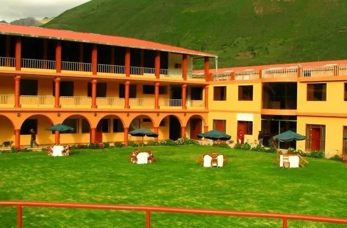 Qasana Hotel Plaza Calca Lodge