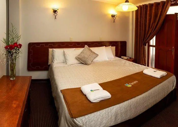 Qasana Hotel Plaza Calca * Calca